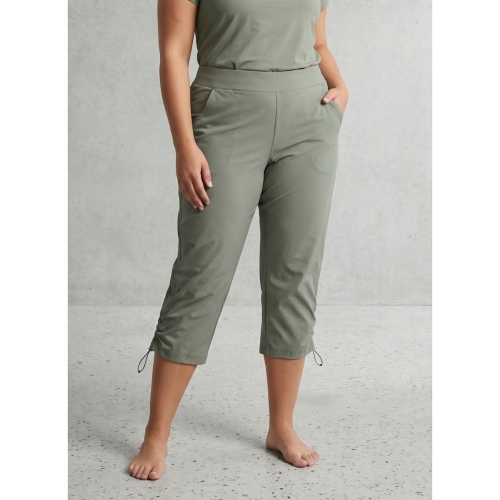 Columbia Omni-Shield Hiking Outdoor Capri Pants Green 3X